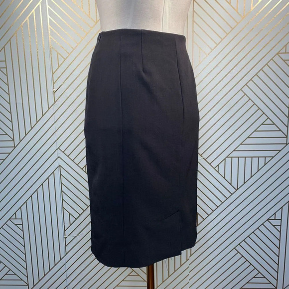 MM Lafleur The Noho Skirt in Brown Truffle - Picture 6 of 11
